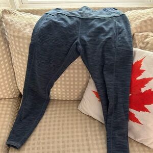 Mondetta leggings size large. Blue. Excellent condition